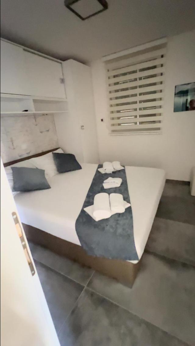 Mandy Apartman Baška Buitenkant foto