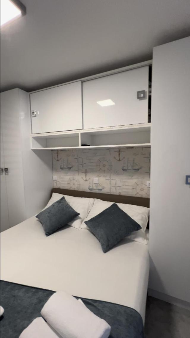 Mandy Apartman Baška Buitenkant foto